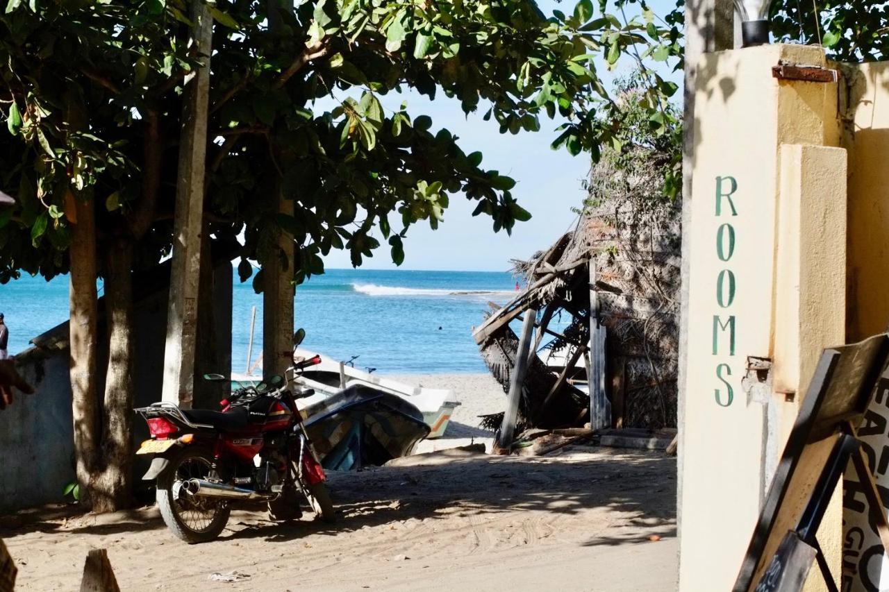 Freedom Beach 阿鲁甘湾 外观 照片